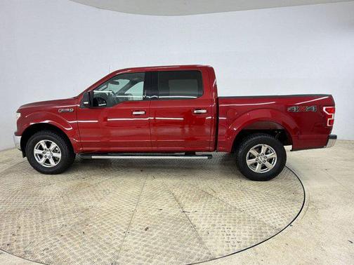 RUBY RED METALLIC TINTED CC 2019 Ford F-150 XLT