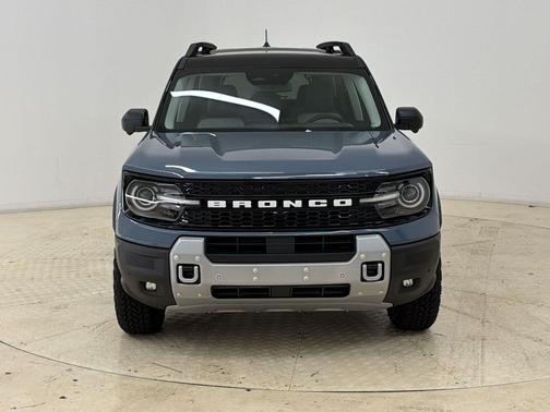 AZURE GRAY METALLIC TRI-COAT 2026 Ford Bronco Sport Badlands