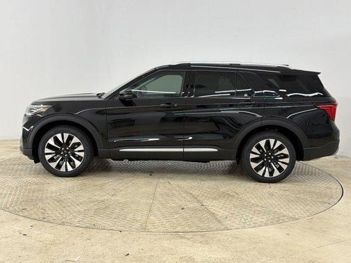 Agate Black Metallic 2026 Ford Explorer Platinum