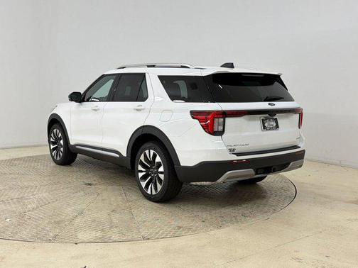 STAR WHITE MET TRI-COAT 2026 Ford Explorer Platinum