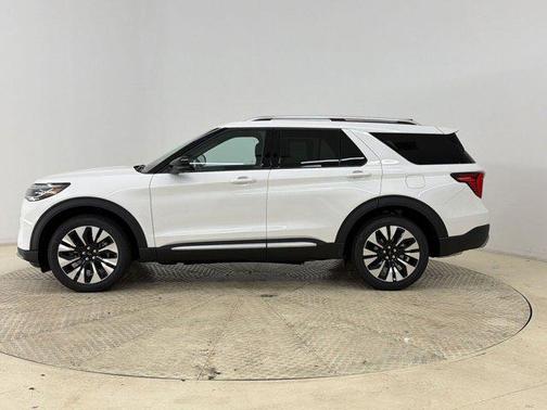 STAR WHITE MET TRI-COAT 2026 Ford Explorer Platinum