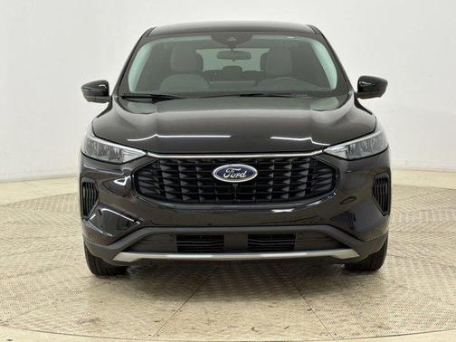 AGATE BLACK METALLIC 2023 Ford Escape Active