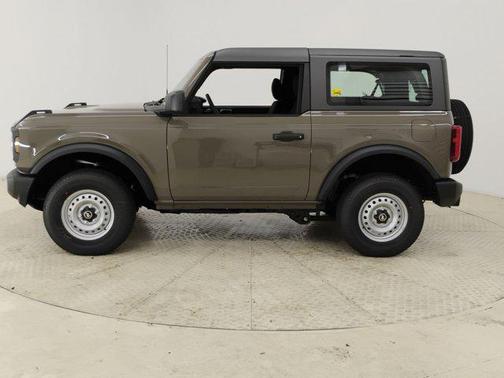 2025 Ford Bronco Base 2 Door 4x4