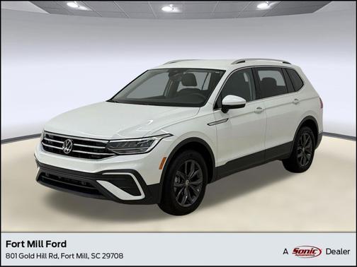 Opal White Pearl 2023 Volkswagen Tiguan 2.0T SE