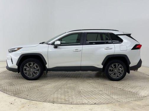 2024 Toyota RAV4 Hybrid XLE Premium