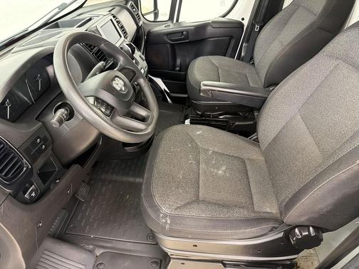 Bright White Clearcoat 2023 RAM ProMaster 2500 High Roof