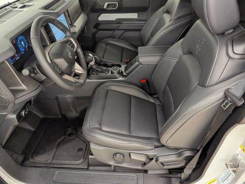 AVALANCHE GRAY 2026 Ford Bronco Badlands