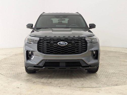 CARBONIZED GRAY METALLIC 2026 Ford Explorer ST-Line