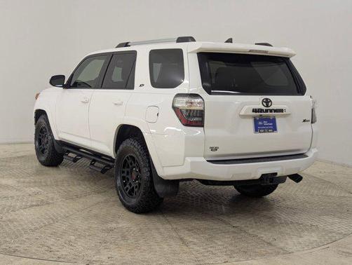 2022 Toyota 4Runner SR5