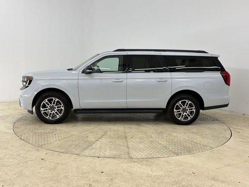 SPACE SILVER METALLIC 2025 Ford Expedition Max Active 4x4