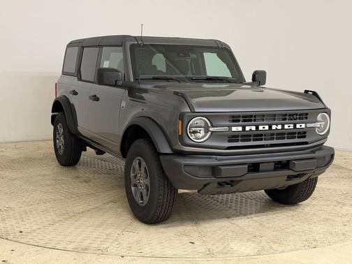 CARBONIZED GRAY METALLIC 2026 Ford Bronco Big Bend