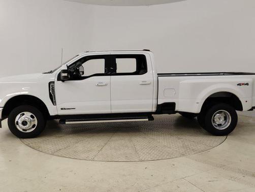 2023 Ford F-350 Lariat