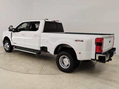 2023 Ford F-350 Lariat