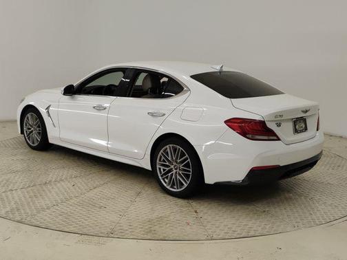 2021 Genesis G70 2.0T RWD