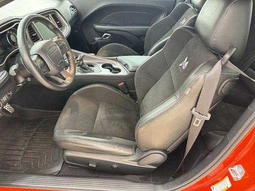 Go Mango 2020 Dodge Challenger R/T Scat Pack