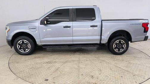 2022 Ford F-150 Lightning Pro