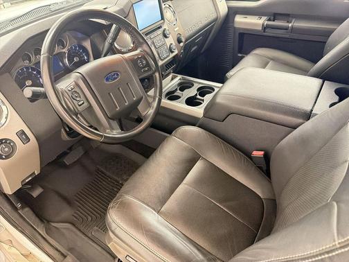 OXFORD WHITE 2015 Ford F-250 Lariat