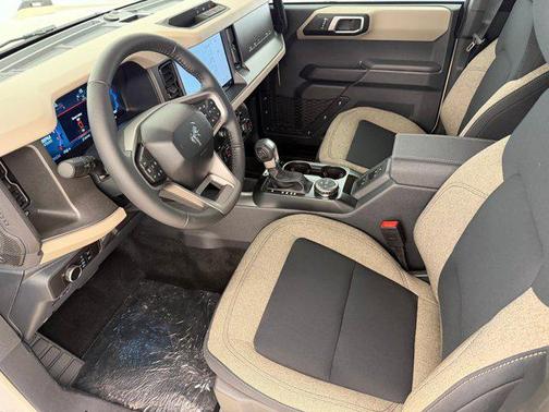 DESERT SAND 2026 Ford Bronco Big Bend