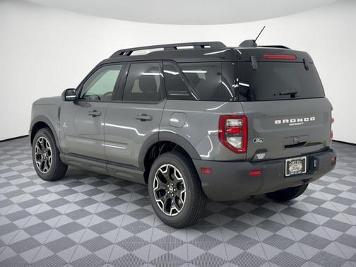 Carbonized Gray Metallic 2026 Ford Bronco Sport Outer Banks