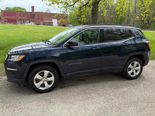 Jazz Blue 2019 Jeep Compass Latitude