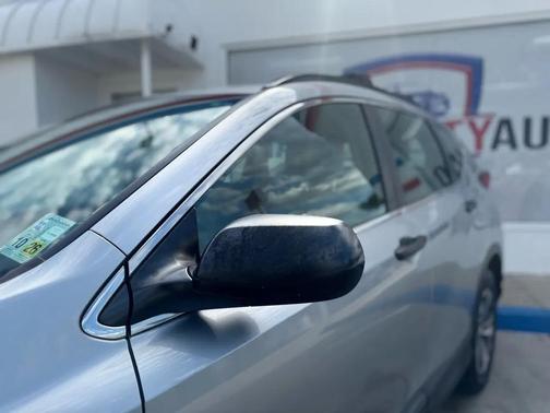 Lunar Silver Metallic 2020 Honda CR-V 2WD LX