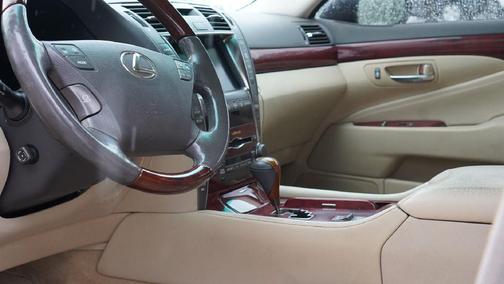 2007 Lexus LS 460 Base