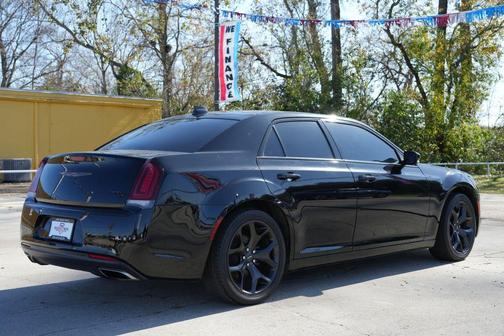 2021 Chrysler 300 S V6 RWD