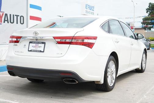 2014 Toyota Avalon XLE