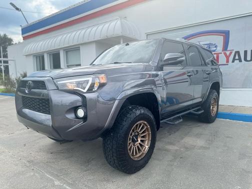 2018 Toyota 4Runner SR5