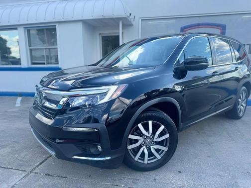 Crystal Black Pearl 2020 Honda Pilot 2WD EX-L