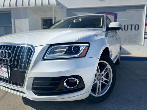 2017 Audi Q5 2.0T Premium