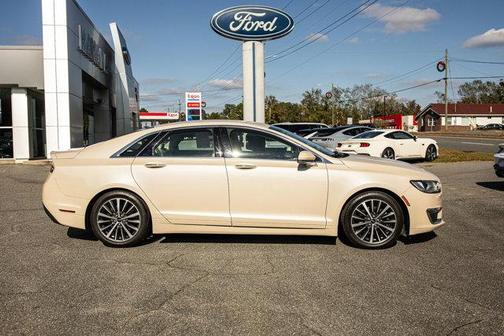 2018 Lincoln MKZ Select