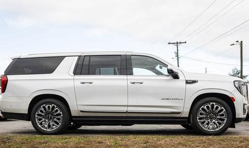 2023 GMC Yukon XL Denali Ultimate