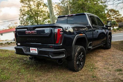 2024 GMC Sierra 2500 AT4