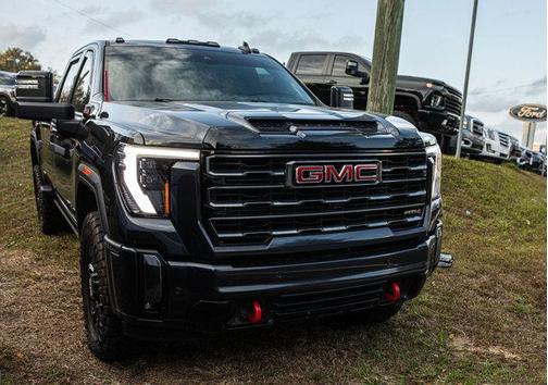 2024 GMC Sierra 2500 AT4