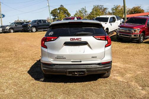 2021 GMC Terrain SLE