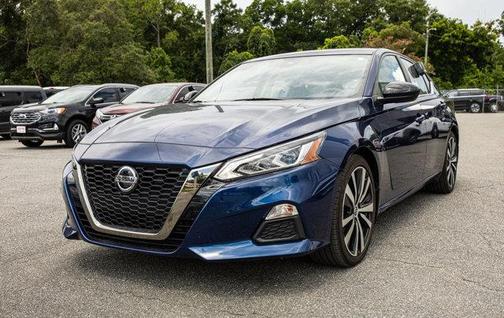 2022 Nissan Altima SR FWD