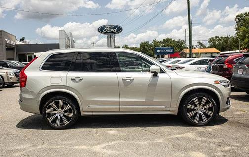 2022 Volvo XC90 T6 Inscription