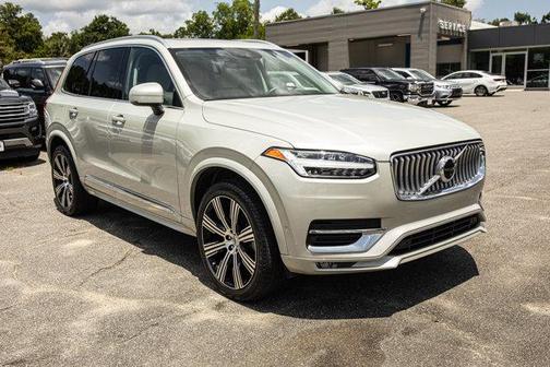2022 Volvo XC90 T6 Inscription