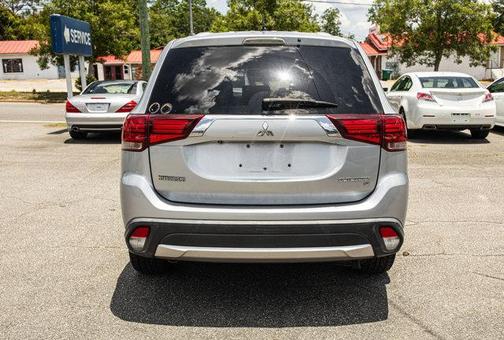 2016 Mitsubishi Outlander SE