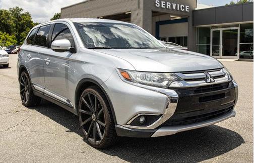 2016 Mitsubishi Outlander SE