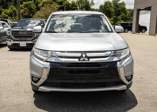 2016 Mitsubishi Outlander SE