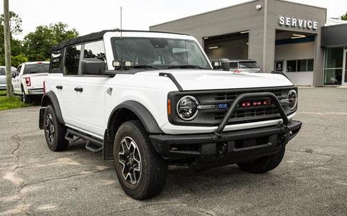 2022 Ford Bronco Base