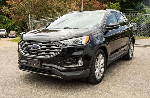 2019 Ford Edge Titanium