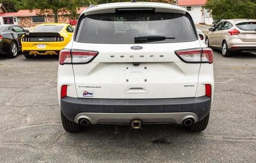 2022 Ford Escape Titanium