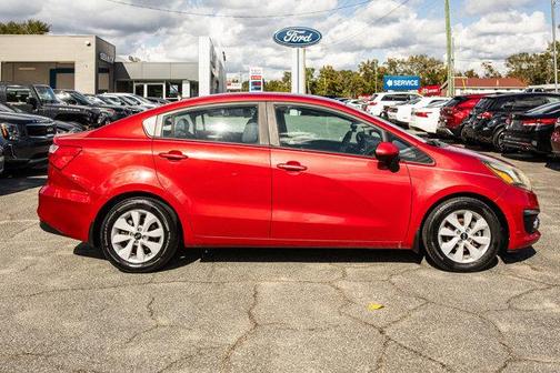 2016 Kia Rio EX