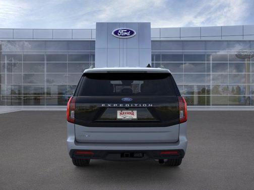 GLACIER GRAY MET TRI-COAT 2026 Ford Expedition Active