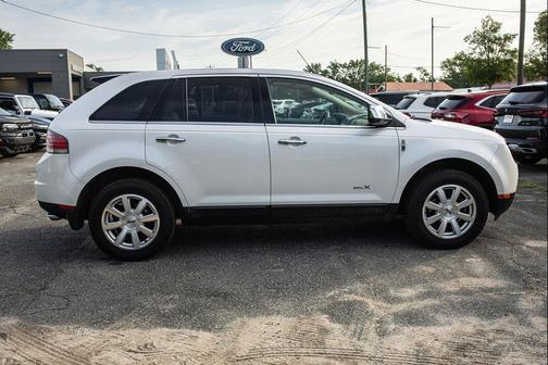 Gold Leaf Metallic 2010 Lincoln MKX Base