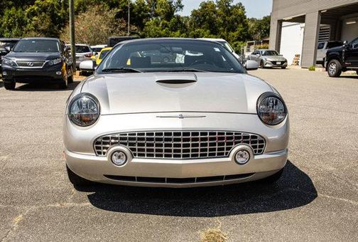 2005 Ford Thunderbird Base