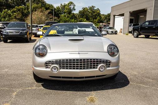 2005 Ford Thunderbird Base